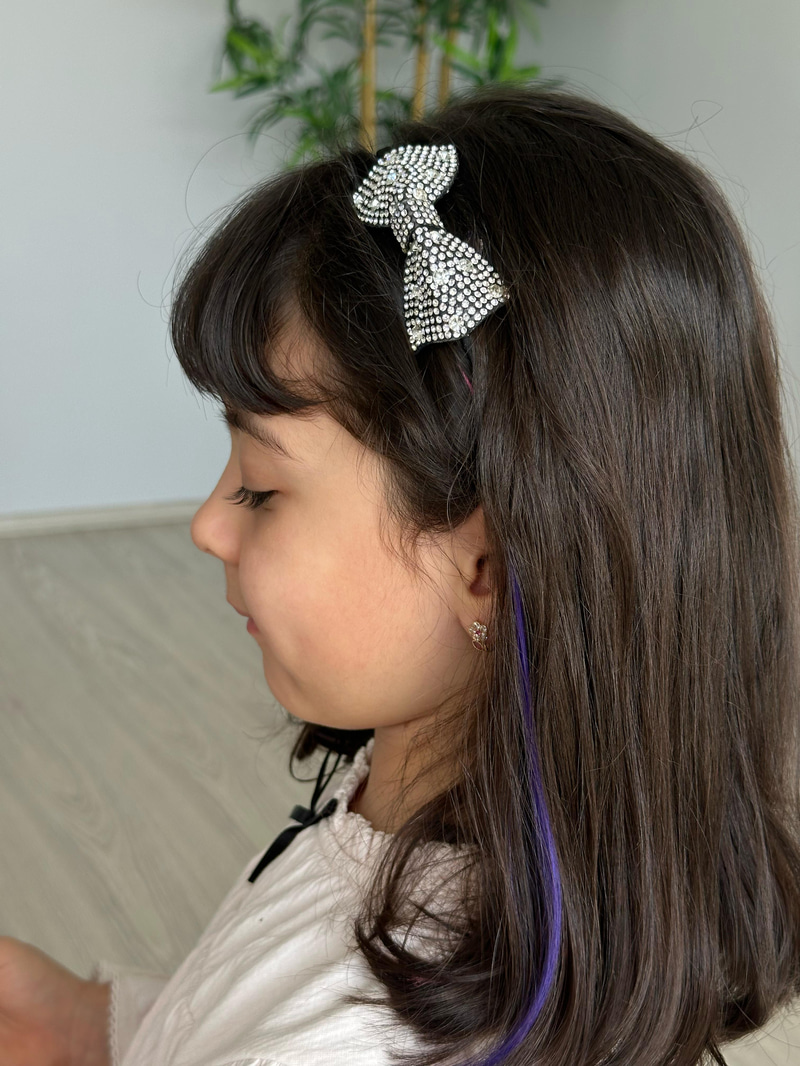 Kristal ve Gömme Taşlı Fiyonk Taç