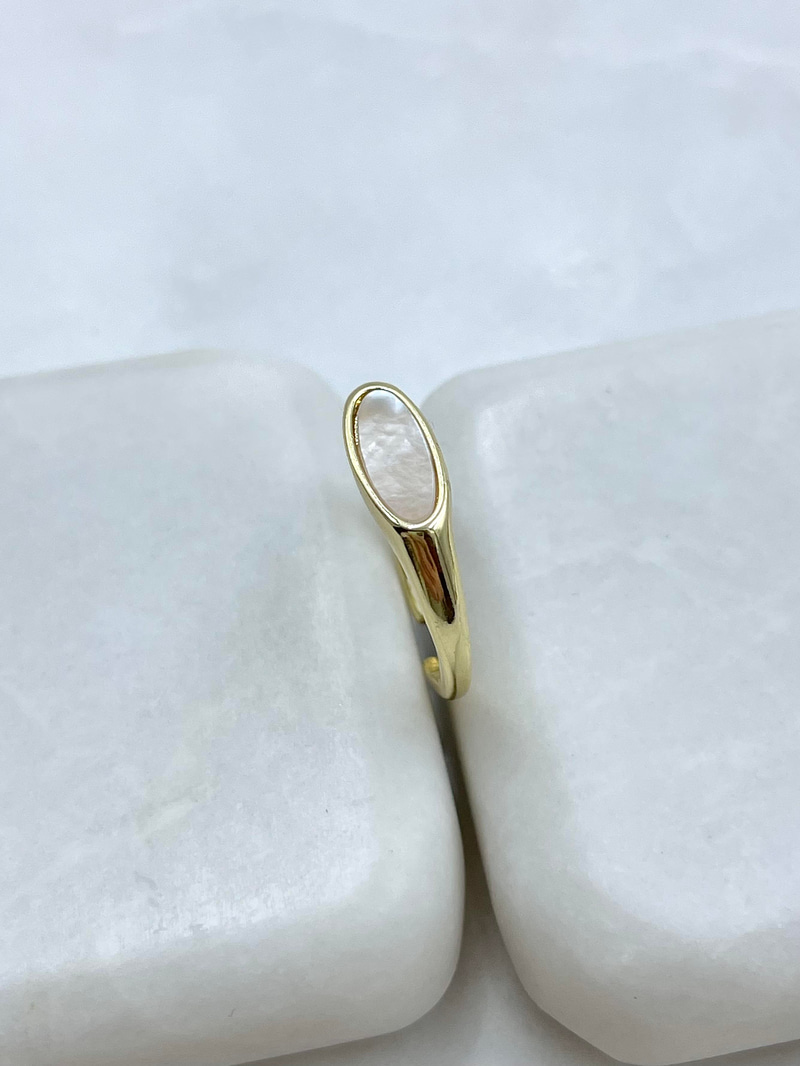 Altın Kaplama Sedefli Oval Plaka Yüzük Gold