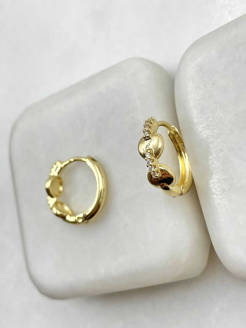 Özel Seri Gömme Taşlı Zincir Model Halka Küpe Gold
