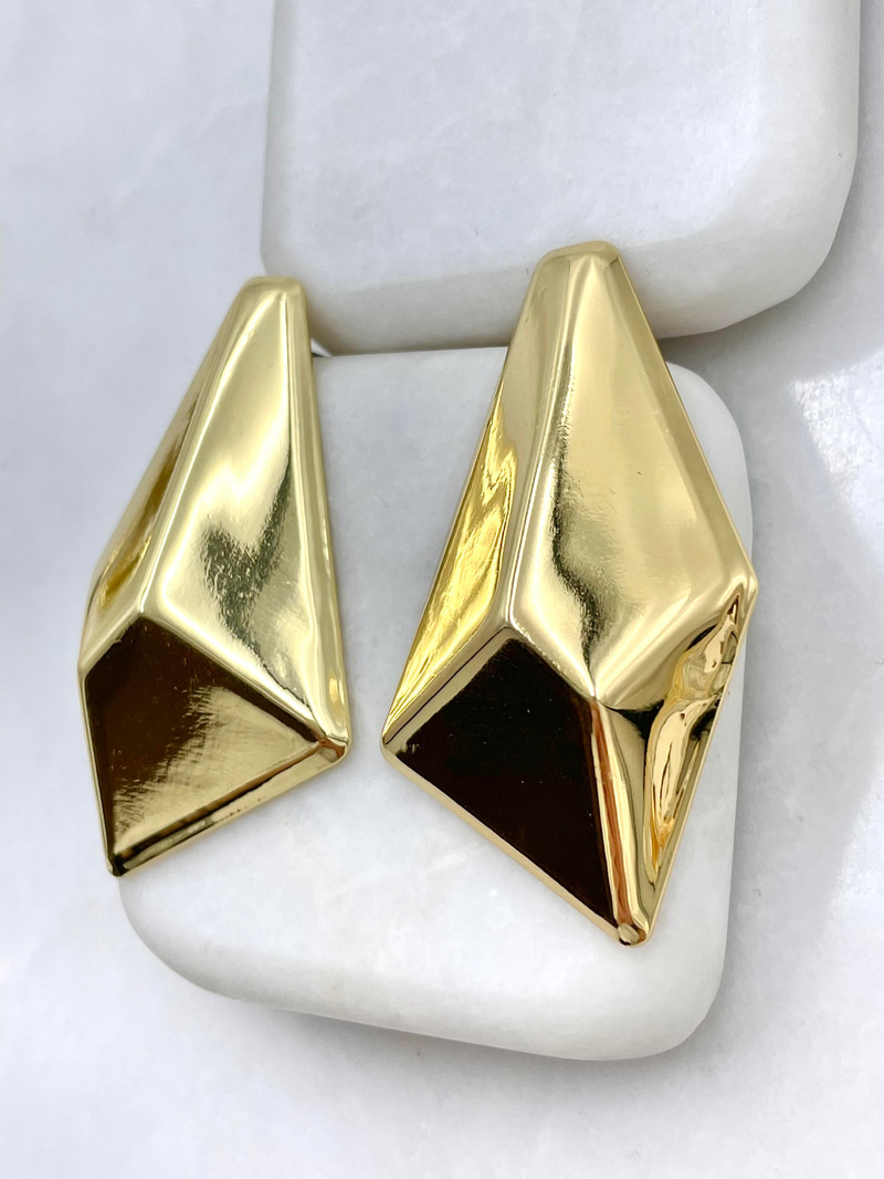 Altın Kaplama Köşeli Geometrik Küpe Gold