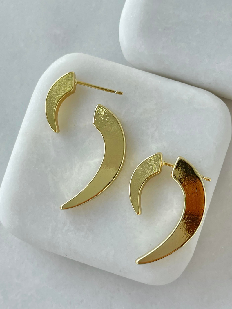Özel Seri Tasarım Sütun Küpe Gold