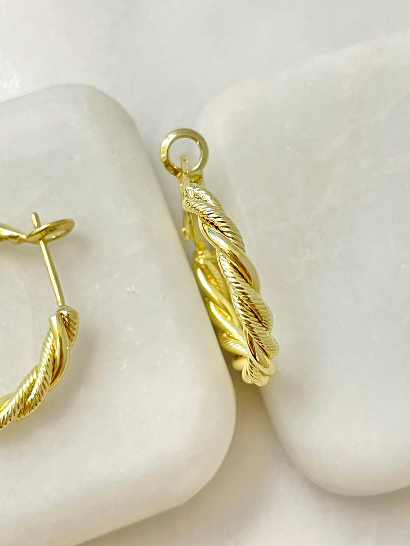 Özel Seri Işıltılı Burgu Model Halka Küpe Gold