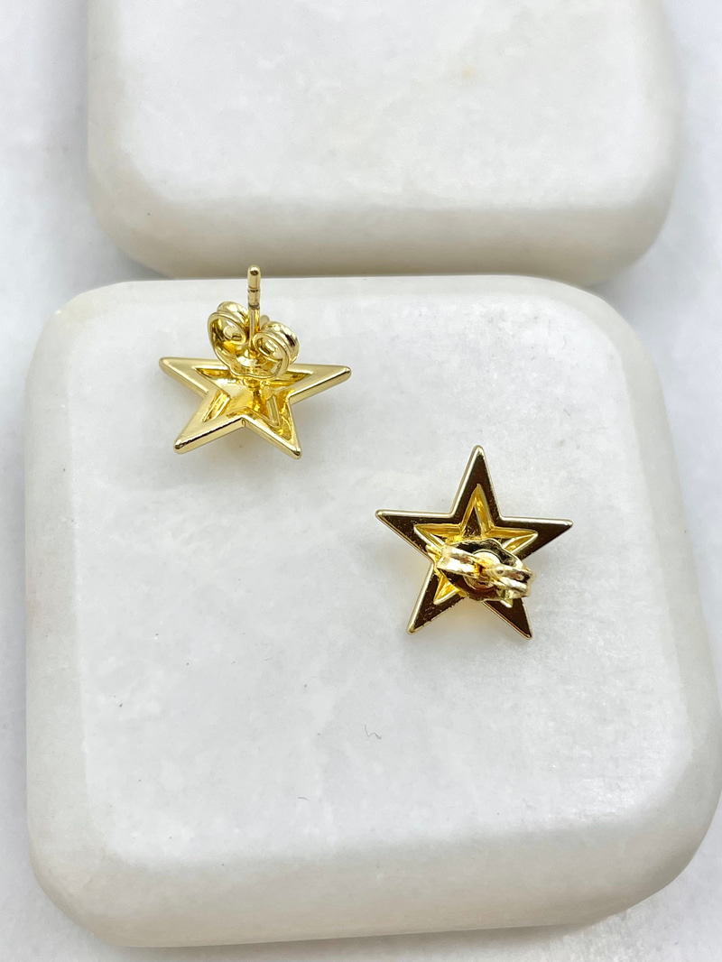 Özel Seri Minimal Yıldız Küpe 1.5 cm Gold