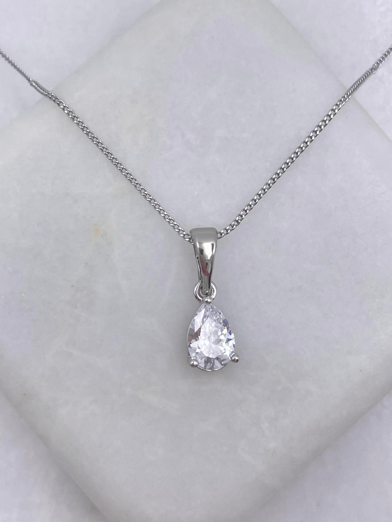 Özel Seri Kristal Taşlı Damla Kolye 45 cm Gümüş