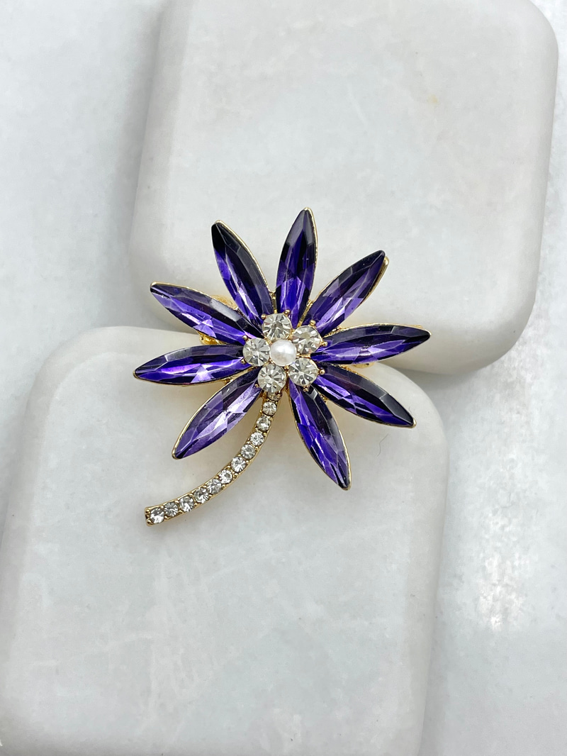 Kristal ve Gömme Taşlı Çiçek Broş Mor