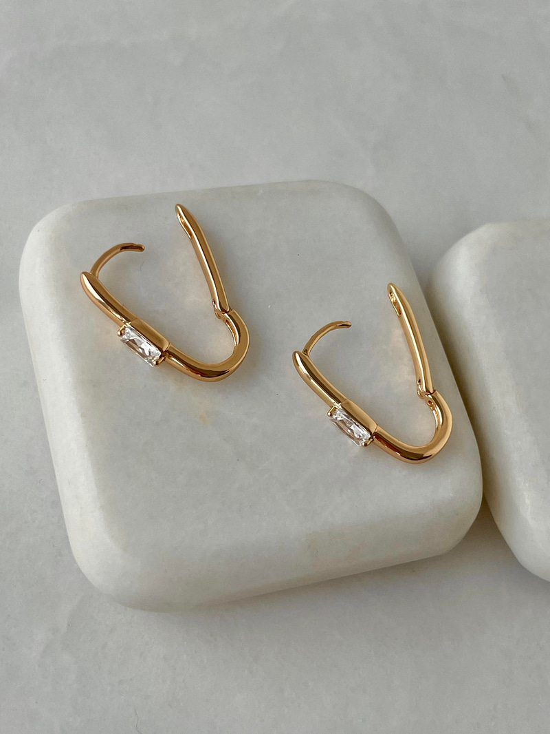 Özel Seri Kristal Taşlı Minimal Küpe Altın Renk