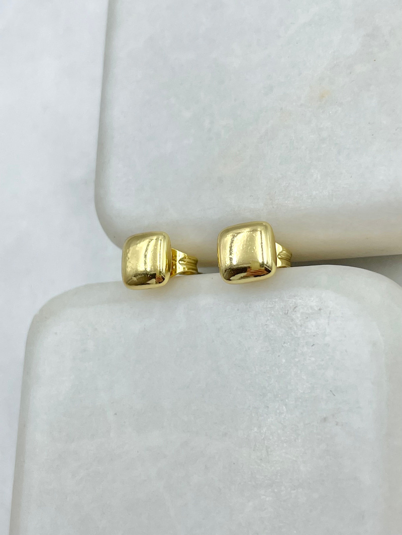 Özel Seri Minimal Bombe Kare Küpe Gold