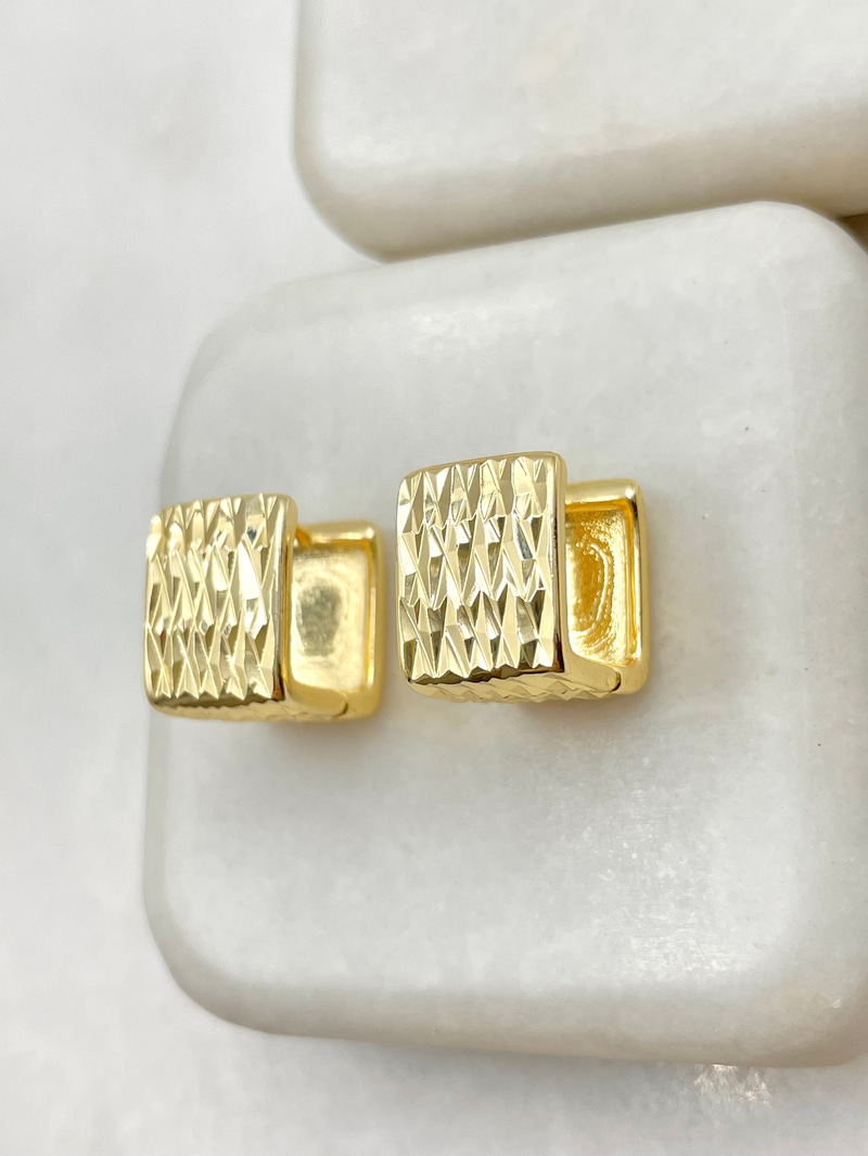 Mozaik Yansımalı Kare Küpe Gold