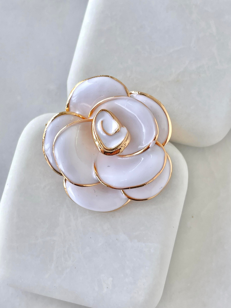 Gold Detaylı Gül Broş Gold