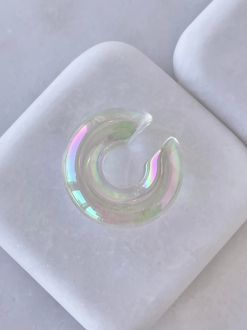 Hologramlı Akrilik Kıkırdak Küpe Beyaz