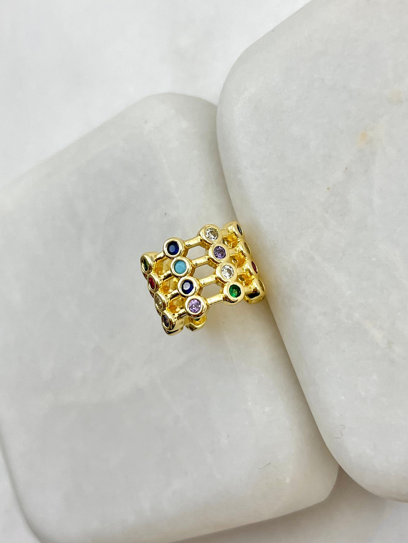 Renkli Kristal Taşlı Kıkırdak Küpe Gold