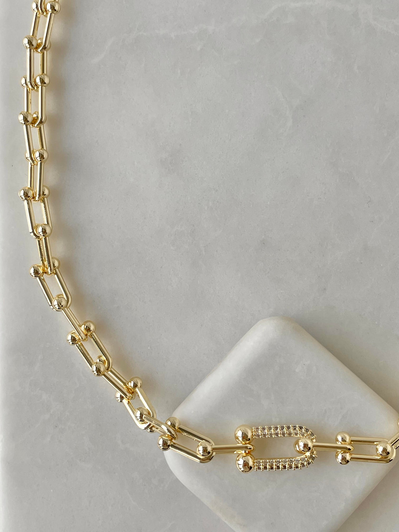 Zirkon Taşlı Marka Model Kolye Gold
