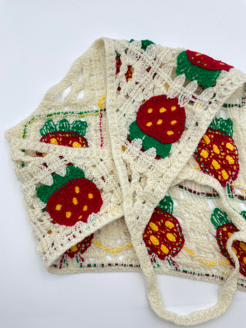 Çilek Desenli Örgü Bandana Ekru