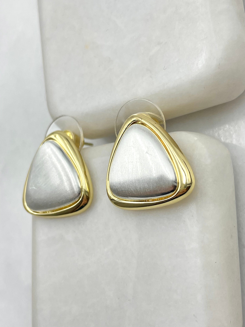 İncili Gold Detaylı Üçgen Küpe Gold