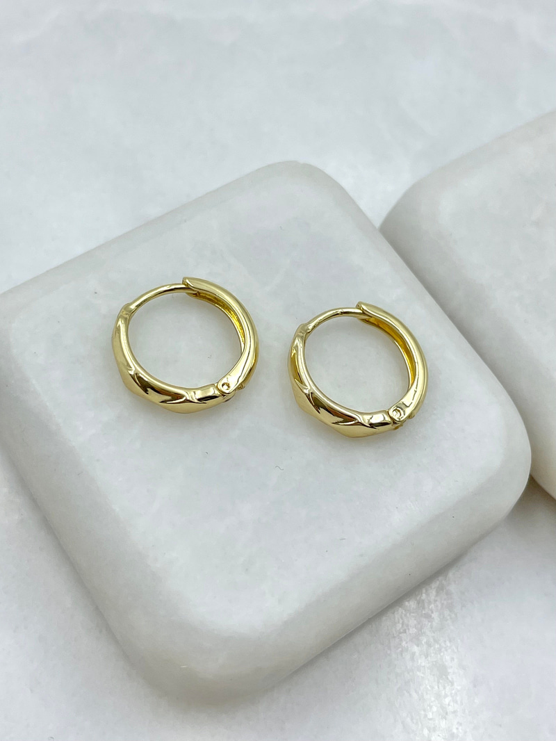 Özel Seri Yansımalı Halka Küpe 1.5 cm Gold