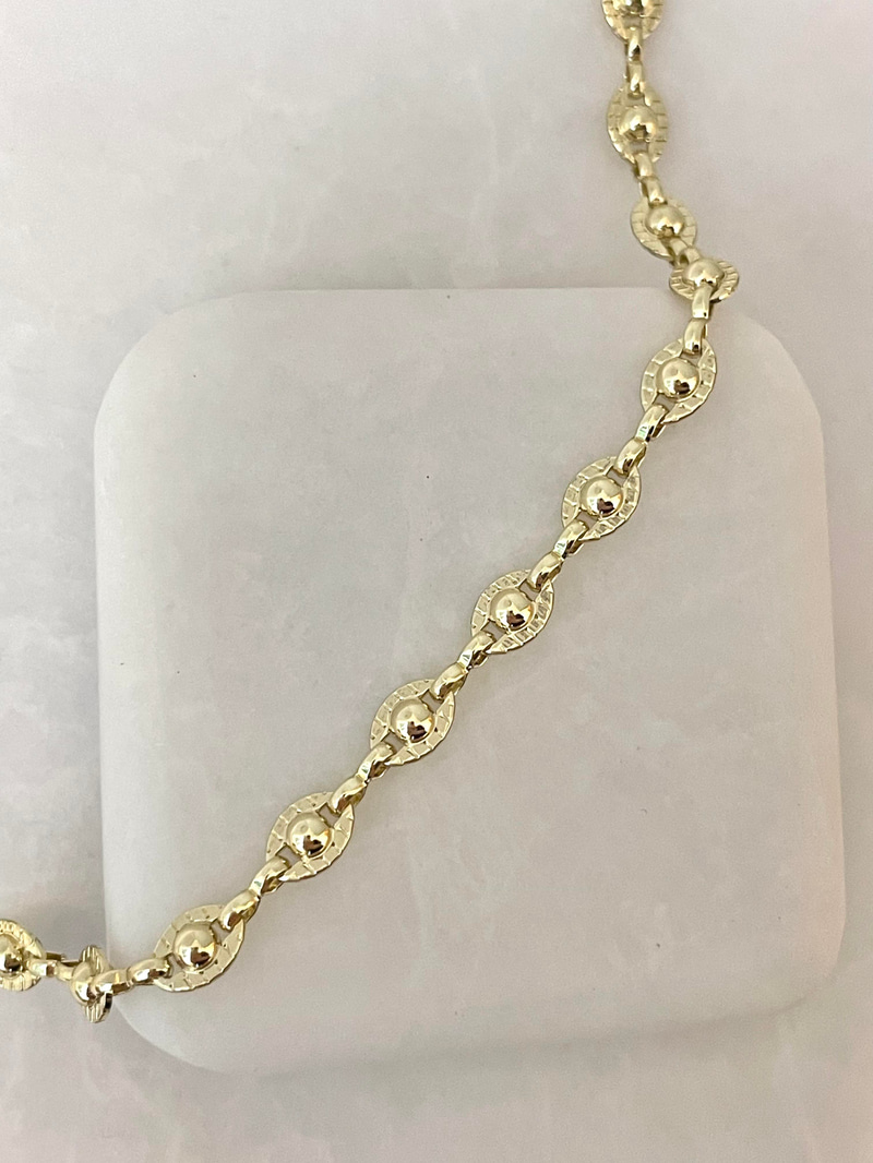 Özel Seri Topçuklu Oval Kolye Gold