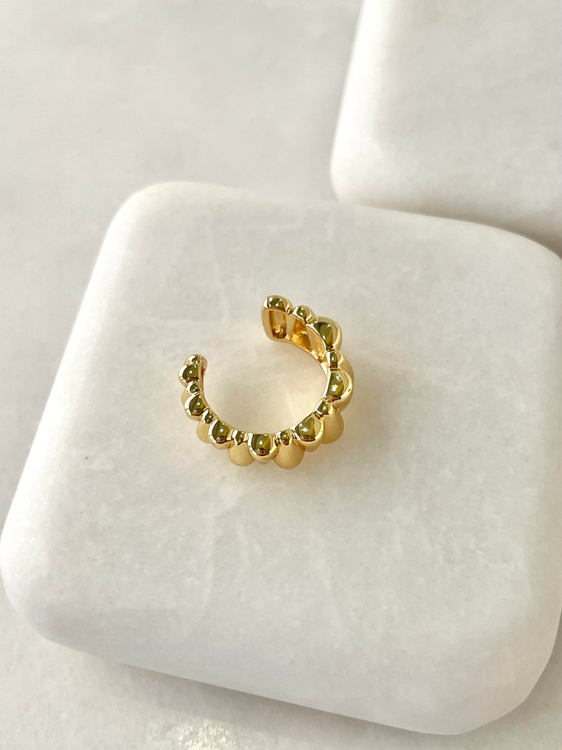 Altın Kaplama Şerit Damla Model Kıkırdak Küpe Gold