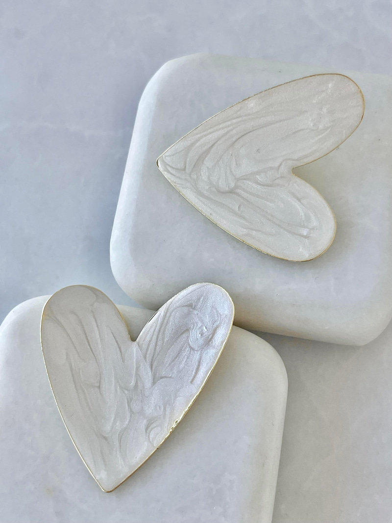 Simli Kalp Küpe Ekru