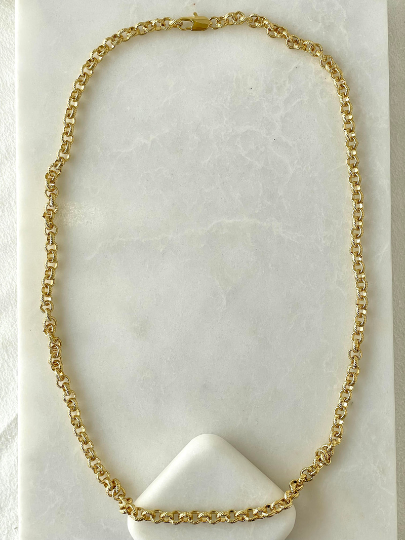 Özel Seri İşlemeli Zincir Kolye Gold