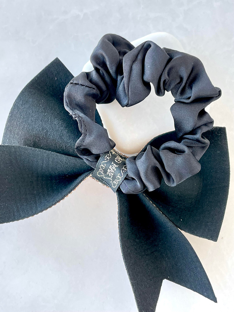Kristal Taşlı Fiyonk Scrunchie Toka Gümüş