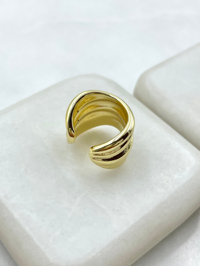 Bombe Dalga Plaka Kıkırdak Küpe Gold