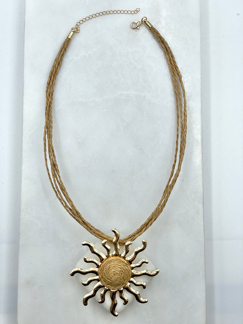 Güneş Plaka Hasır İp Kolye Gold