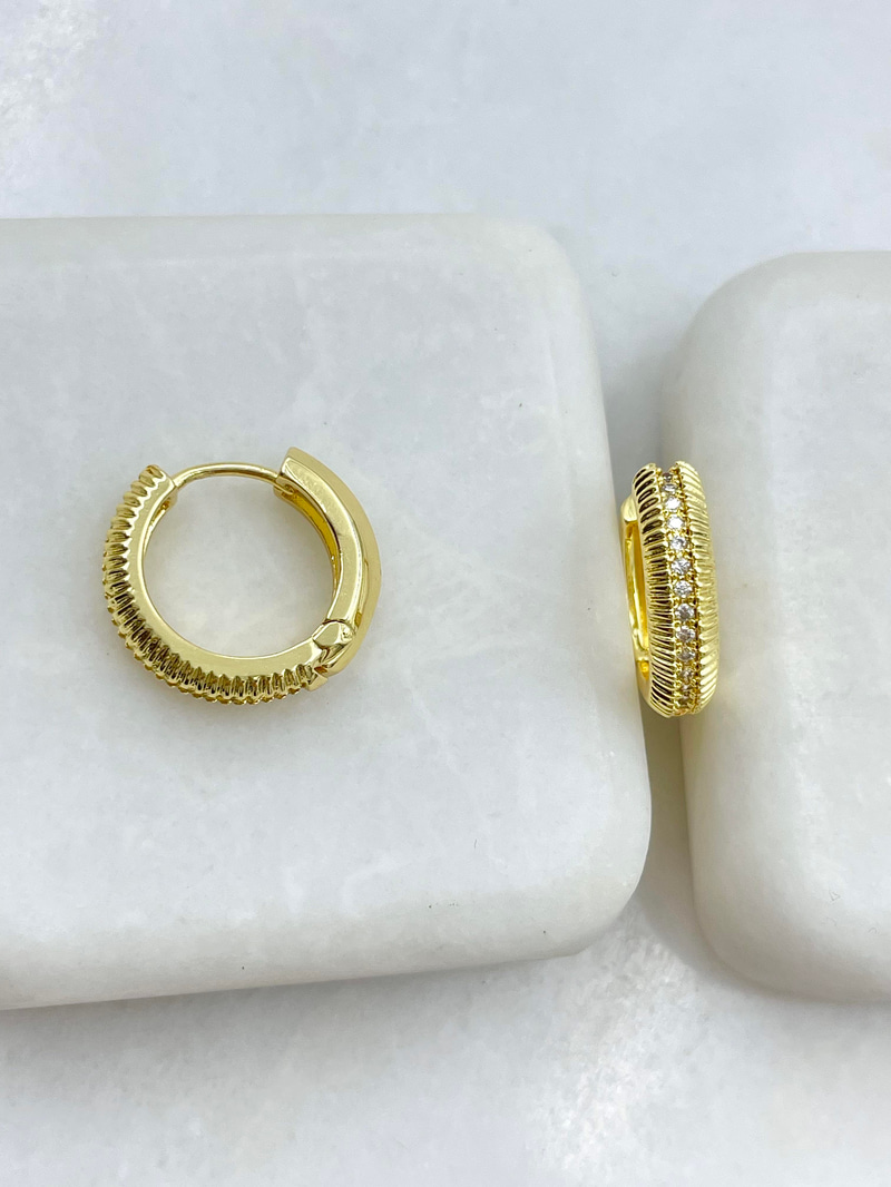 Altın Kaplama Gömme Taşlı Vintage Halka Küpe Gold