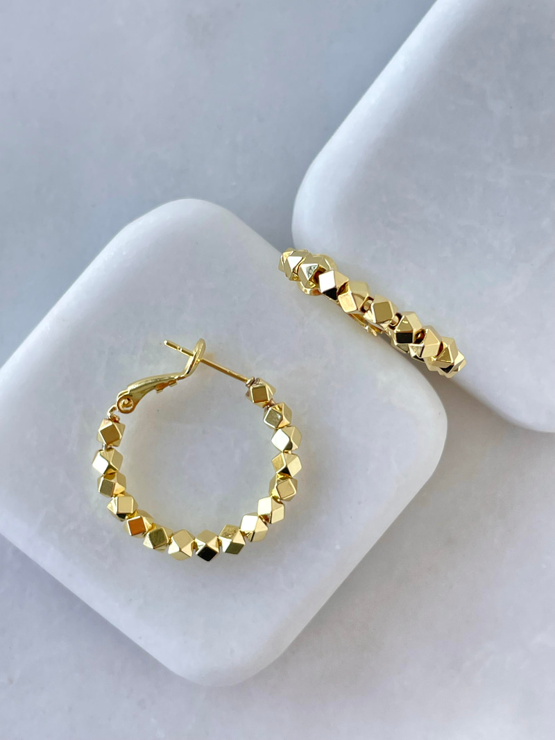 Altın Kaplama Küp Yansımalı Küpe Gold