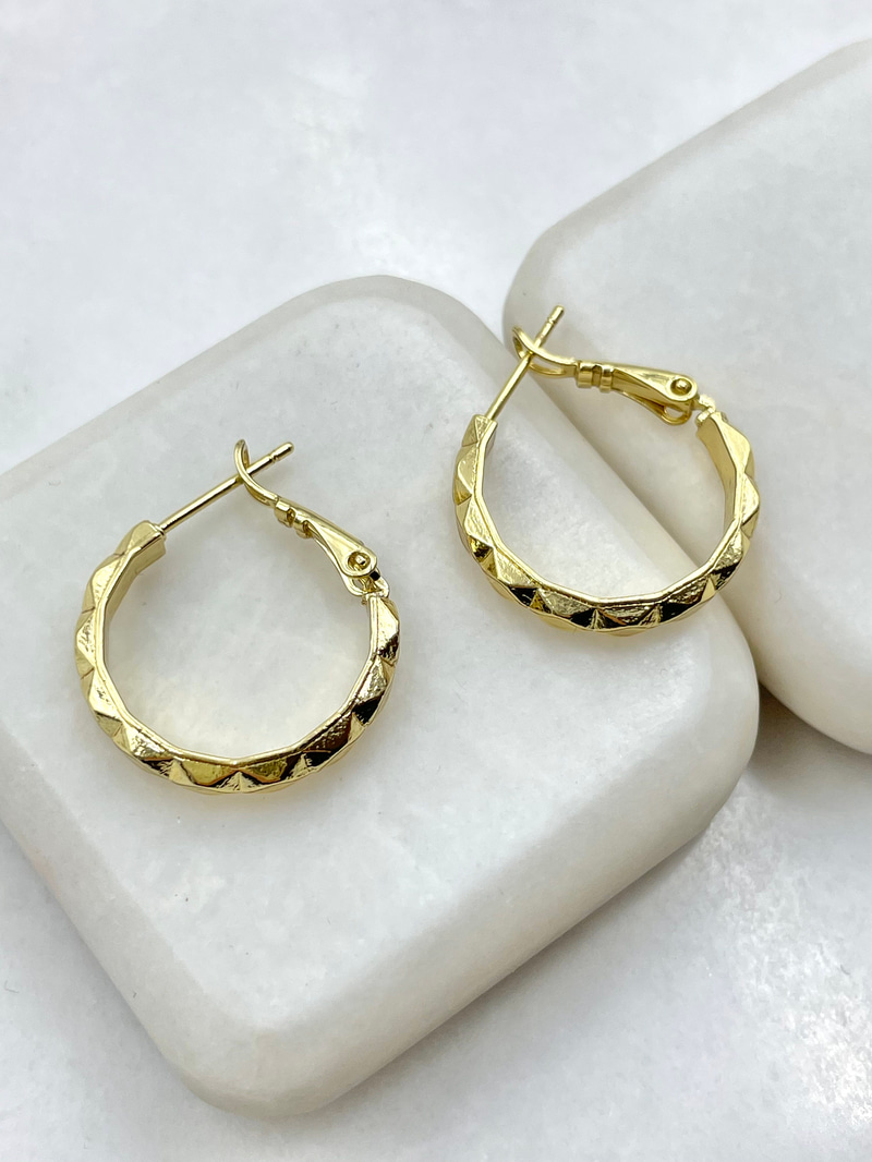 Özel Seri Üçgen Yansımalı Halka Küpe 2.1 cm Gold