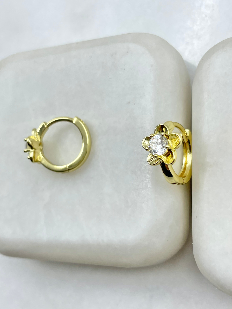 Özel Seri Minimal Kristal Taşlı Çiçek Halka Küpe Gold