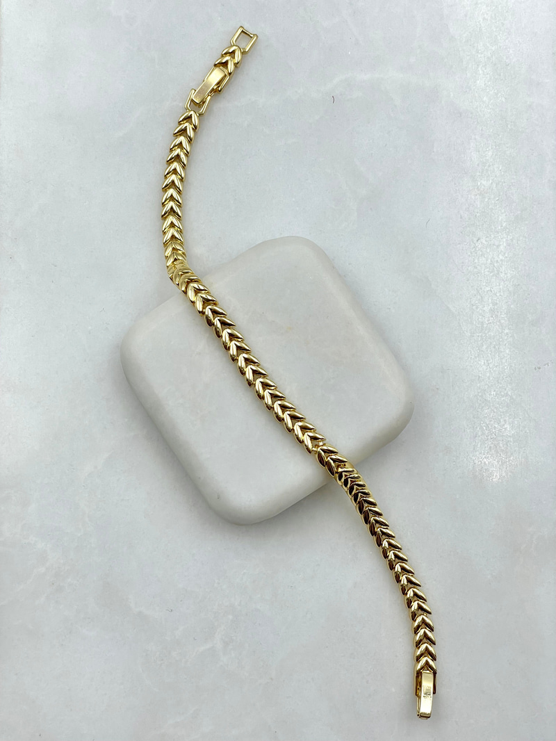 Başak Model Bileklik Gold