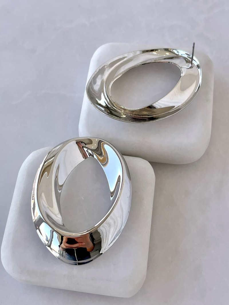 İçi Boş Oval Küpe Gümüş
