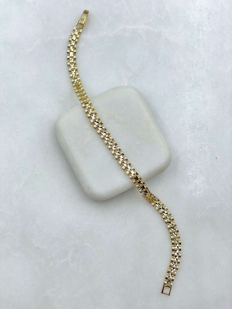 Lazer Kesim Kordon Model Bileklik Gold
