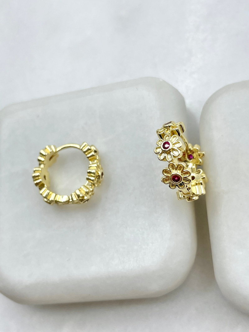 Taşlı Dizi Çiçek Halka Küpe Gold