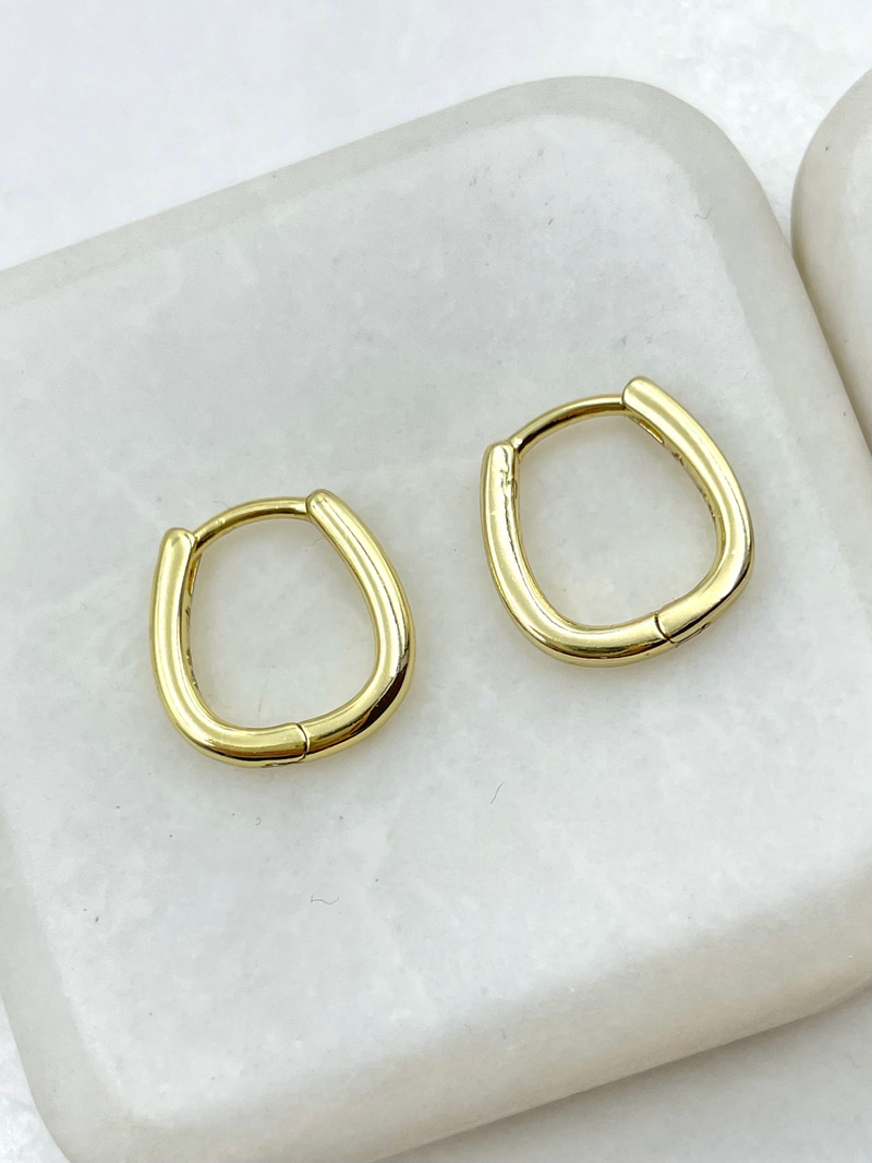 Özel Seri U Küpe 1.4 cm Gold