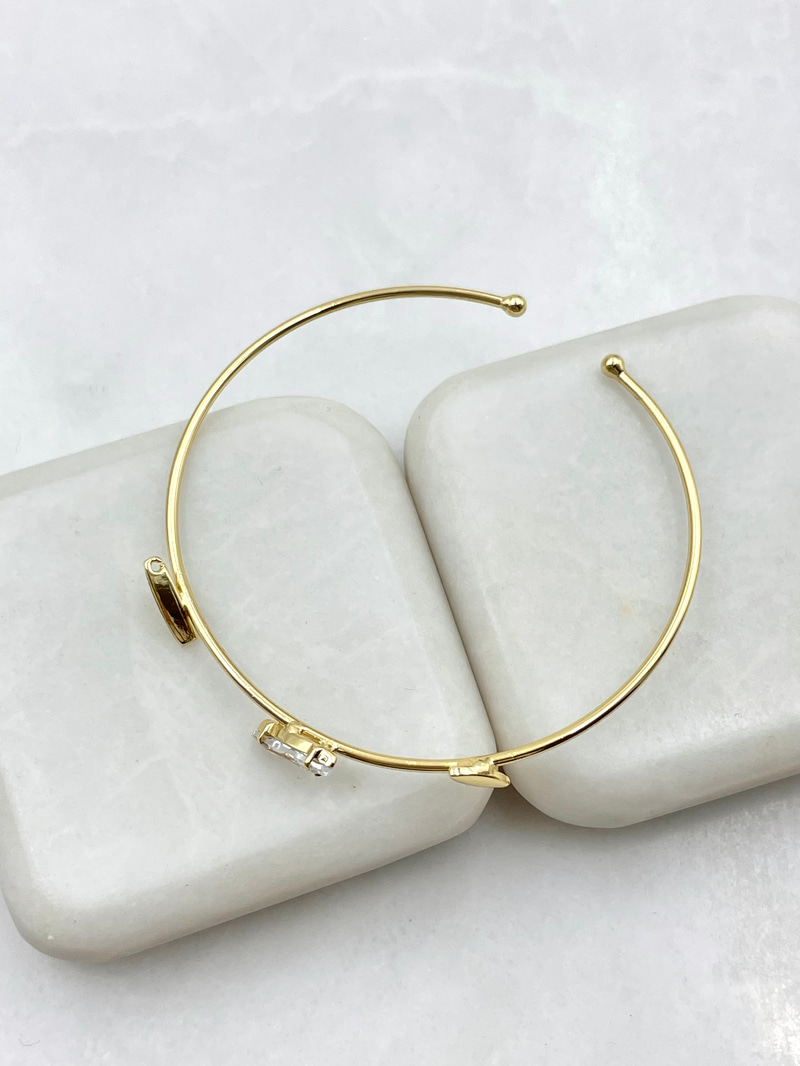 Üçlü Oval Taşlı Minimal Kelepçe Gold