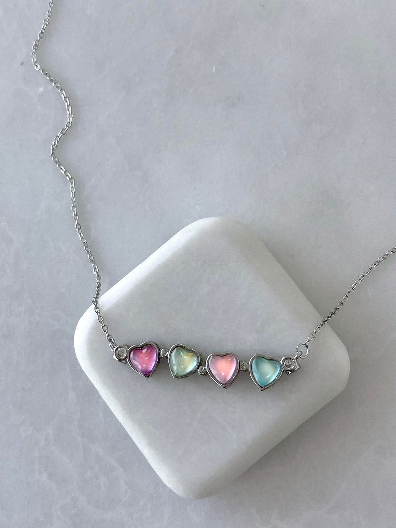 Çelik Açılabilir Renkli Yonca Kolye Gümüş