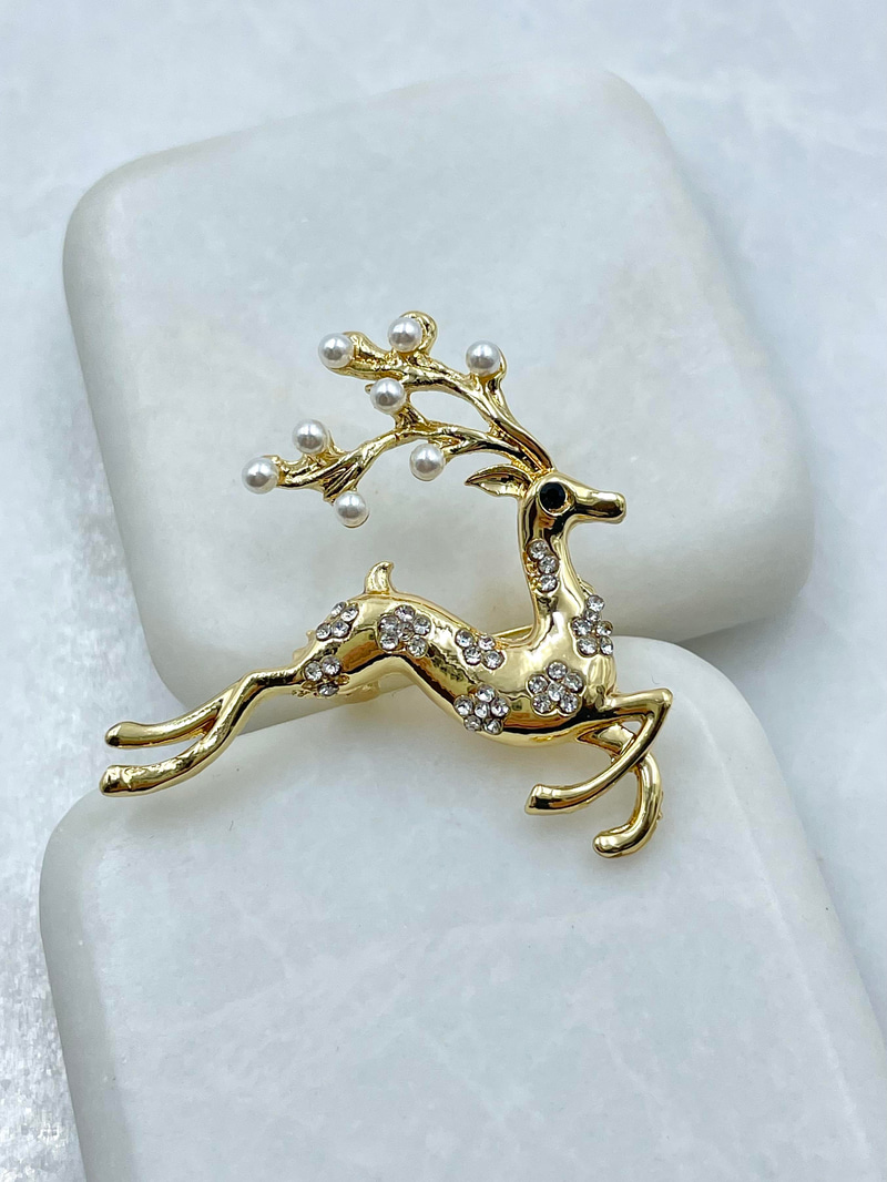 İncili Kristal Çiçekli Geyik Broş Gold