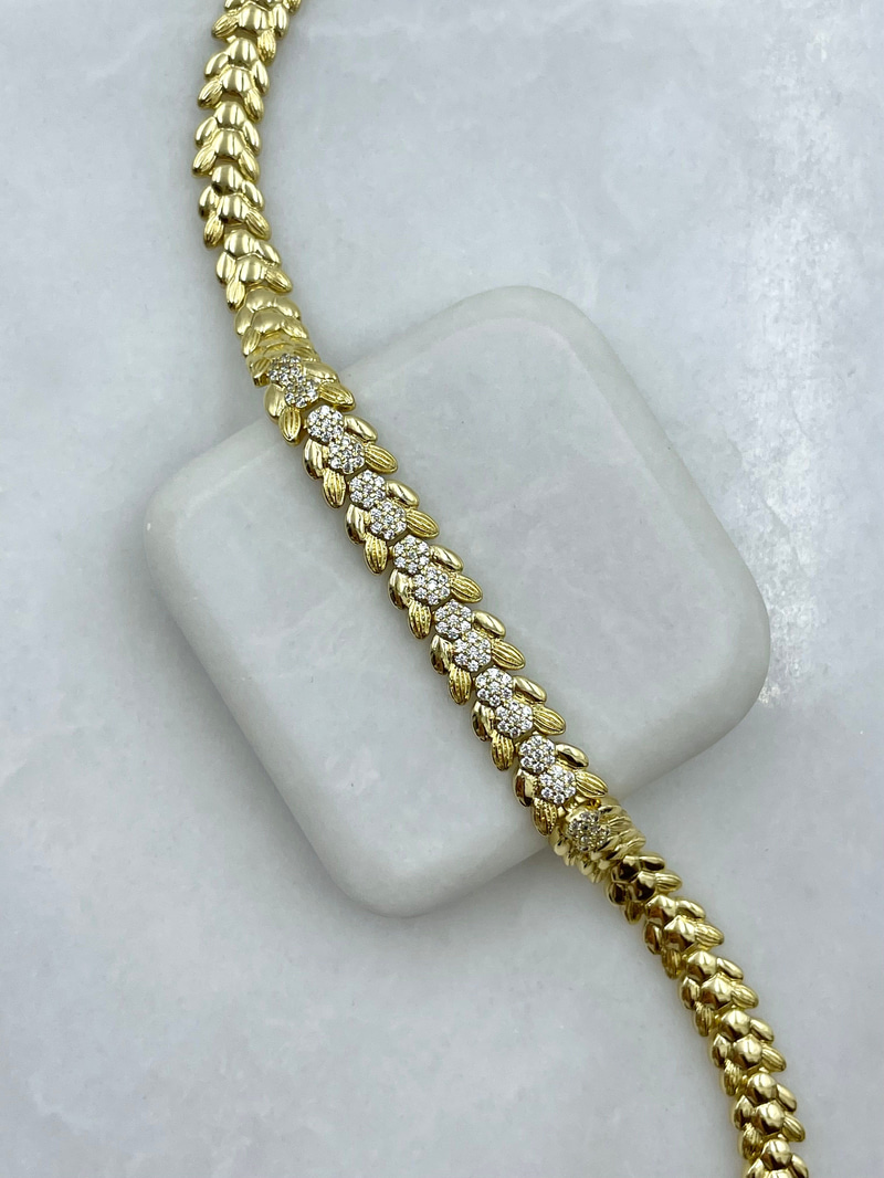 Özel Seri Altıgen Taşlı Sarmaşık Bileklik Gold