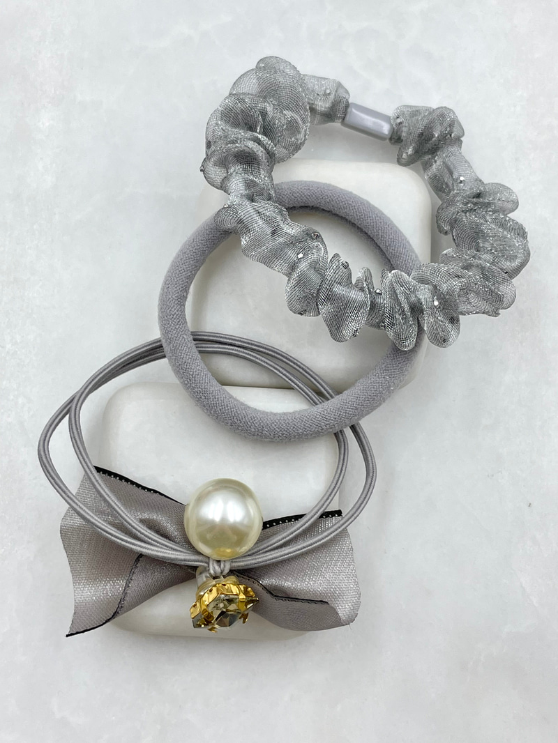 İncili ve Tüllü Üçlü Scrunchie Toka Gri