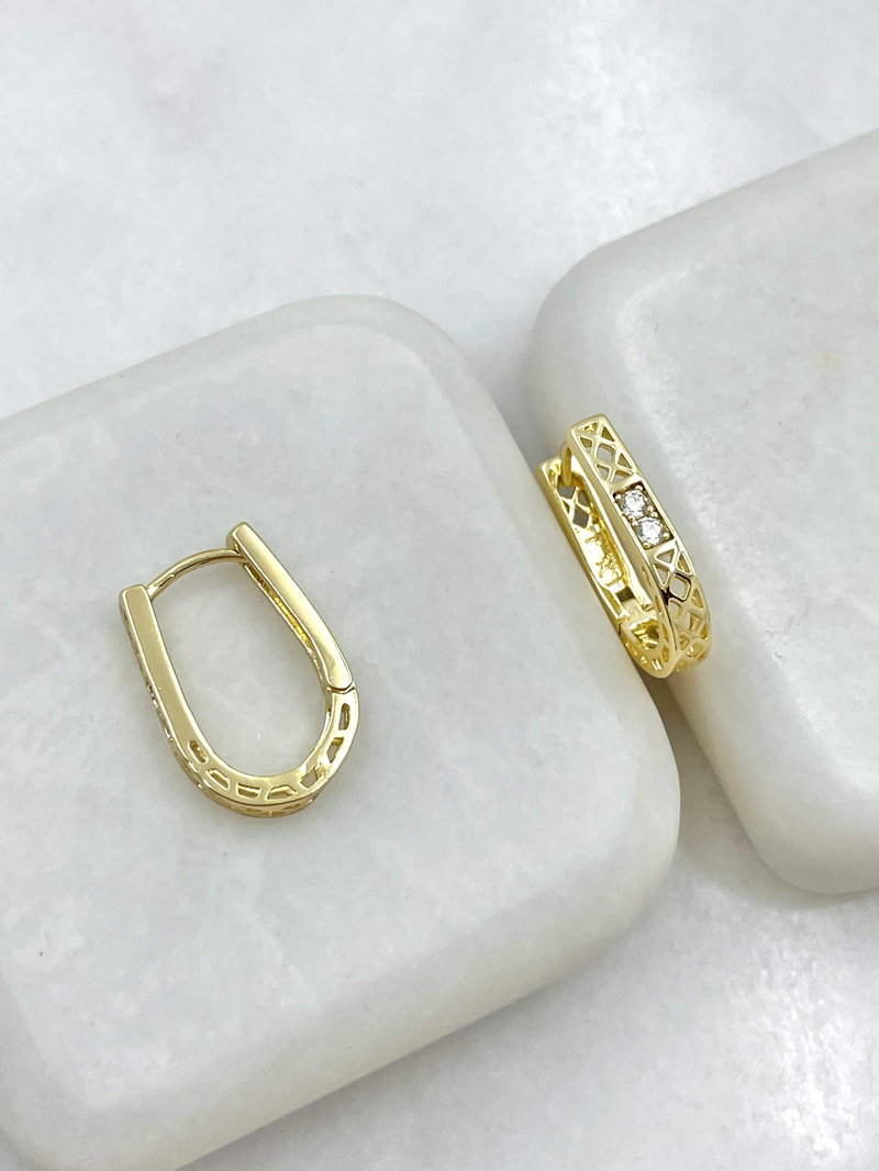 Özel Seri Çapraz Desenli U Küpe Gold