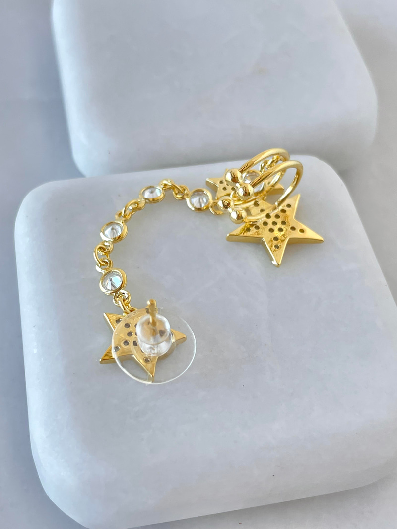 Altın Kaplama Gömme Taşlı Yıldız Model Kıkırdaklı Küpe Gold