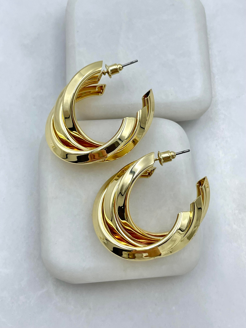 Altın Kaplama Üçlü Çapraz Görünüm Küpe Gold