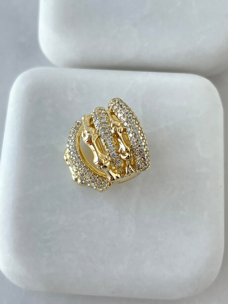 Özel Seri Gömme Taşlı Çoklu Görünüm Tasarım Küpe Gold