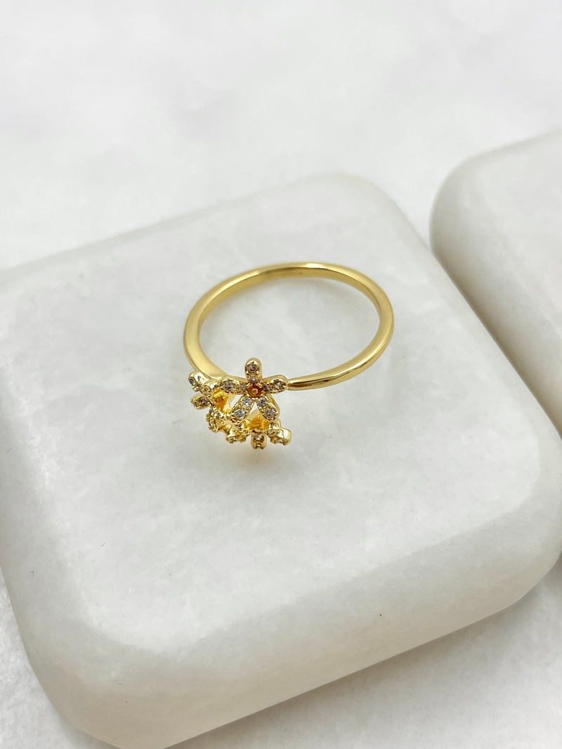 Üçlü Çiçek Model Yüzük Gold