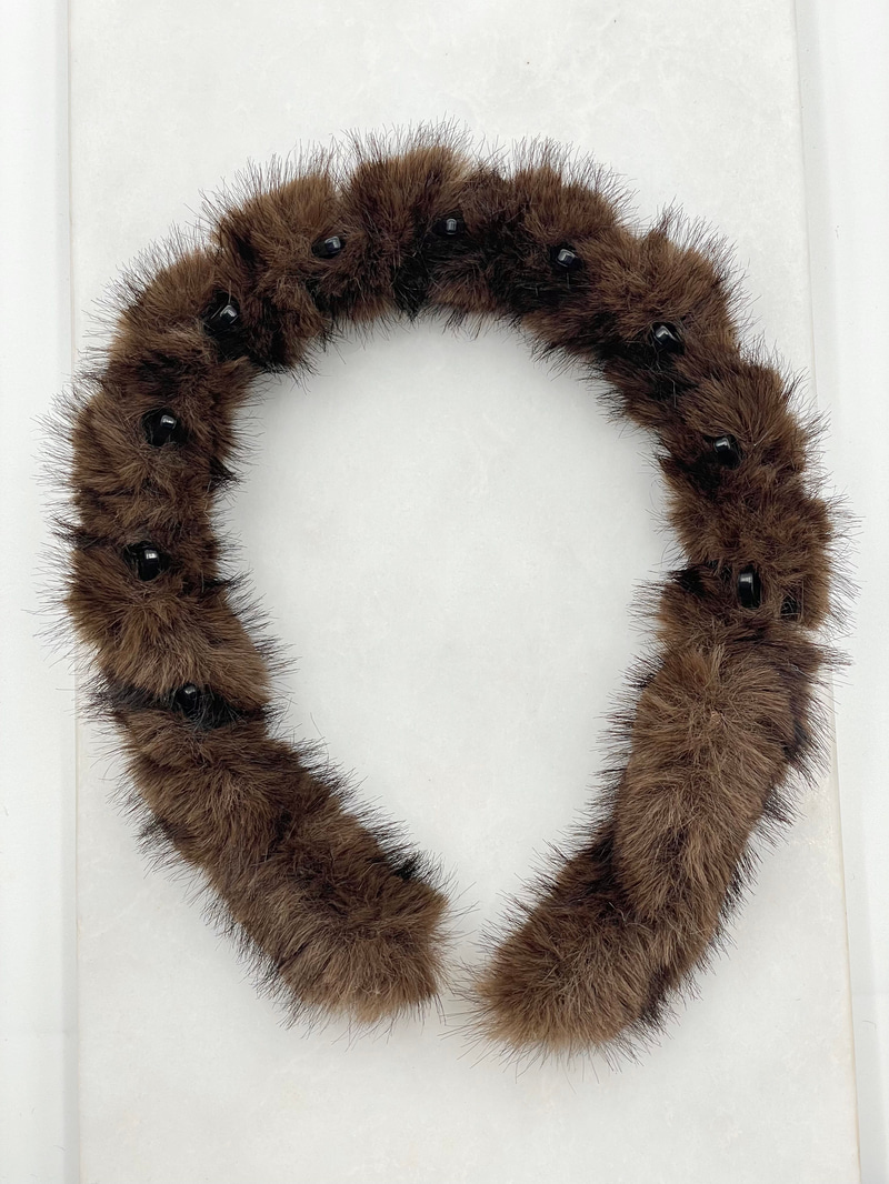 Peluş Taraklı Taç Kahve