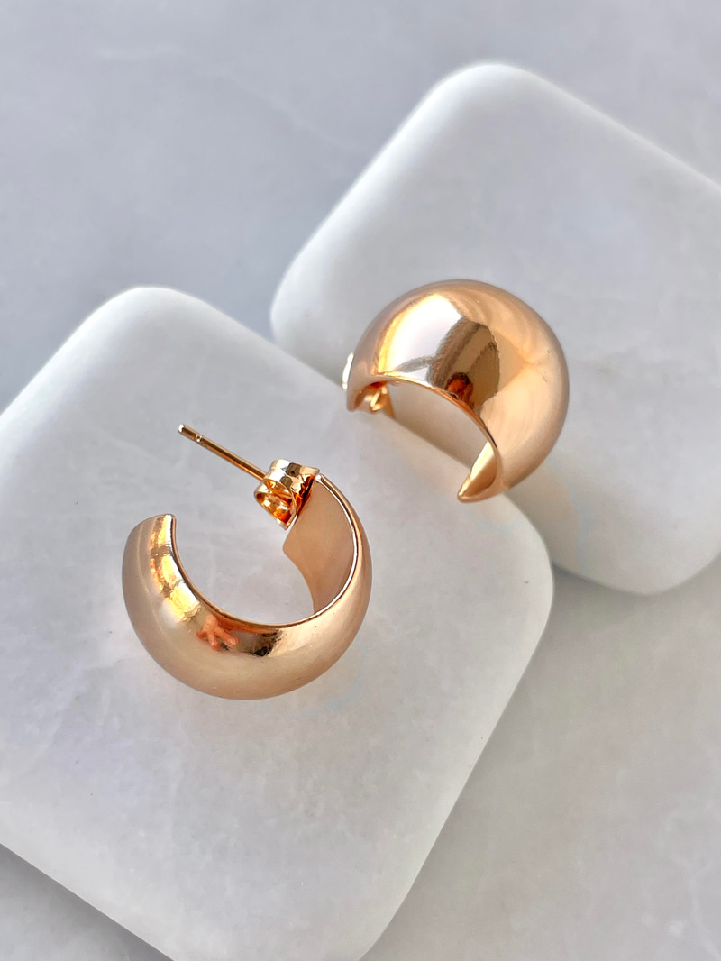 Özel Seri Bombe Kare Kesim Küpe
