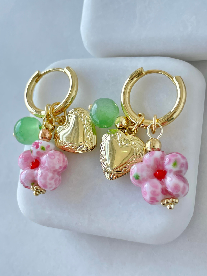 Altın Kaplama Porselen Pembe Çiçek Charmlı Halka Küpe Gold