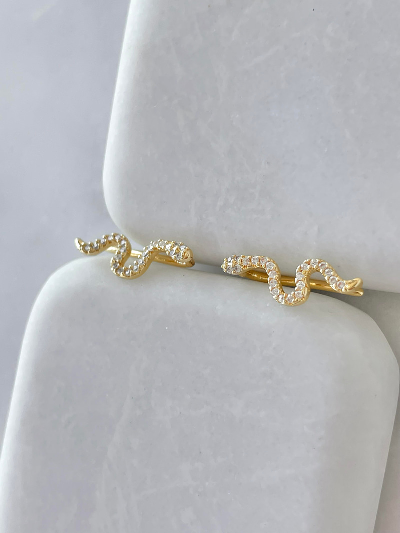 Altın Kaplama Gömme Taşlı Yılan Model Küpe Gold