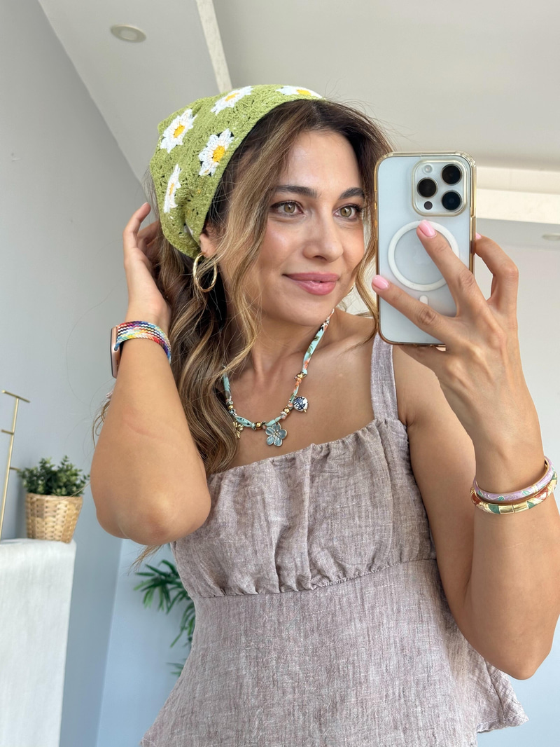Papatya Desenli Örgü Bandana Yeşil